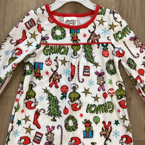 REDUCED HOW THE GRINCH STOLE CHRISTMAS GIRLS PAJAMAS GOWN DRESS VARIOUS - Picture 2 of 8